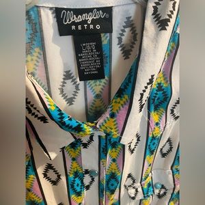 Wrangler Retro — Pearl Snap Blouse